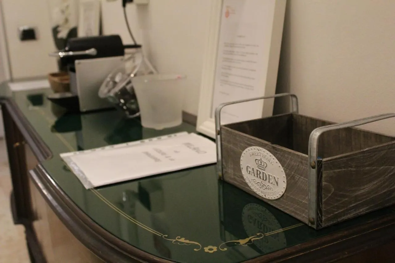 Naviglio81 Bed & Breakfast Milan