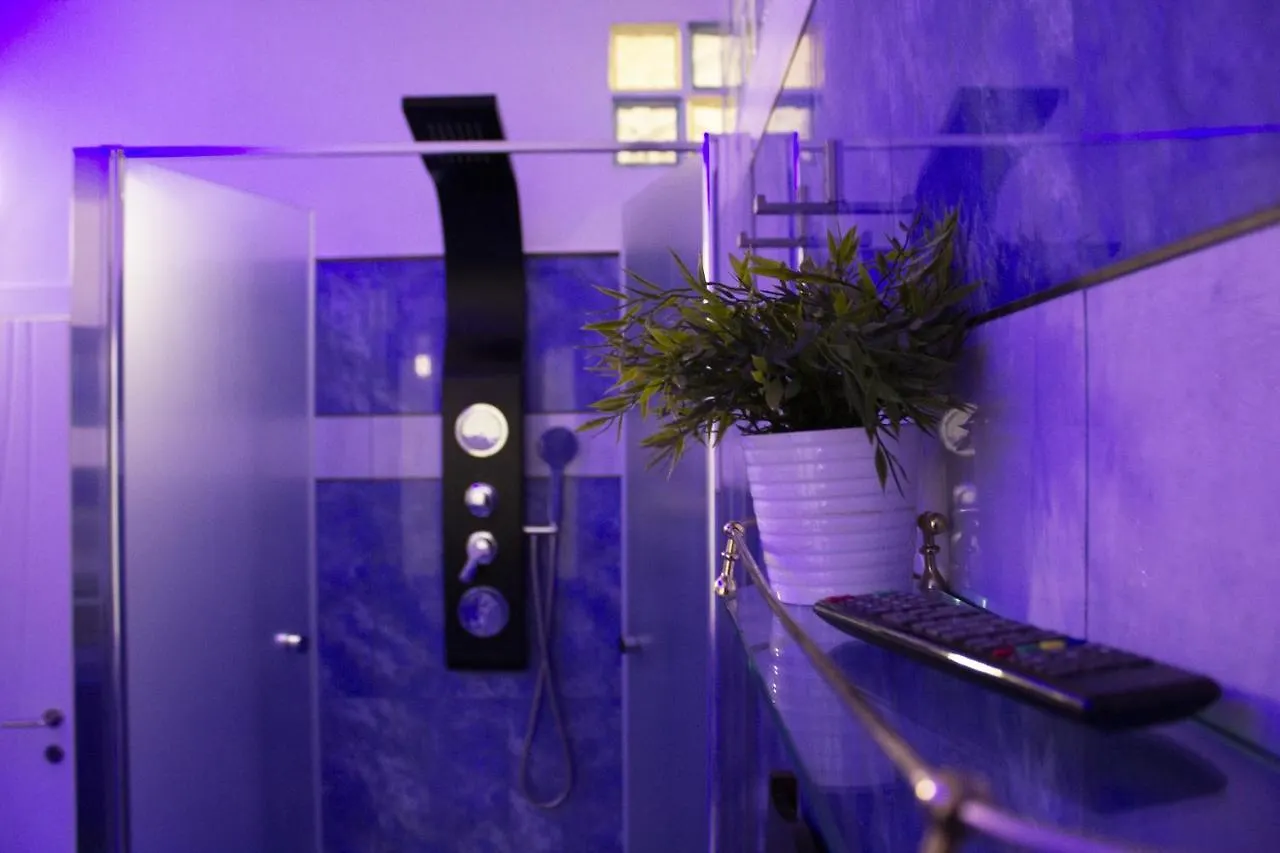 Naviglio81 Bed & Breakfast Milan