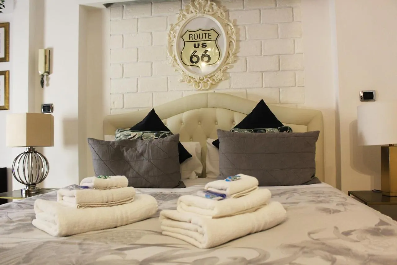 Naviglio81 Bed & Breakfast Milan