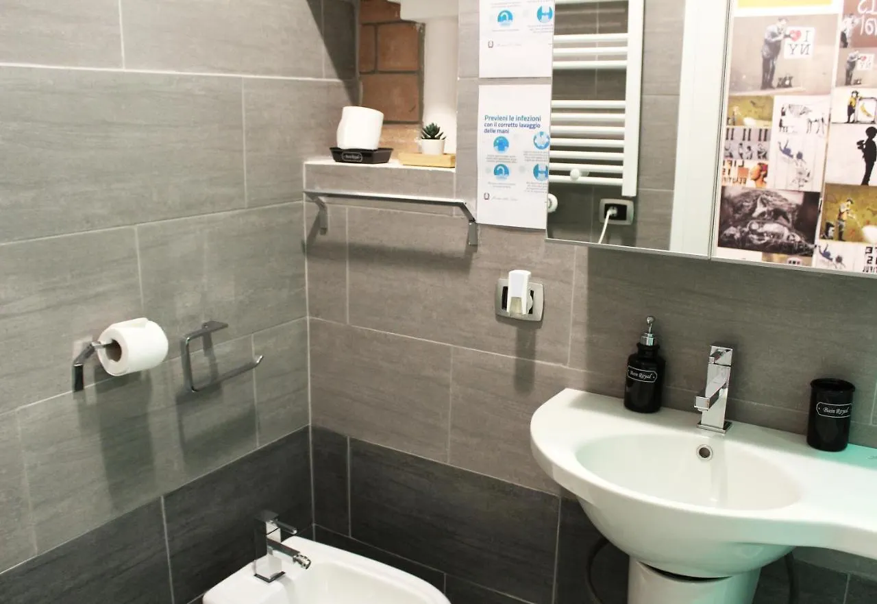 Naviglio81 Bed & Breakfast Milan