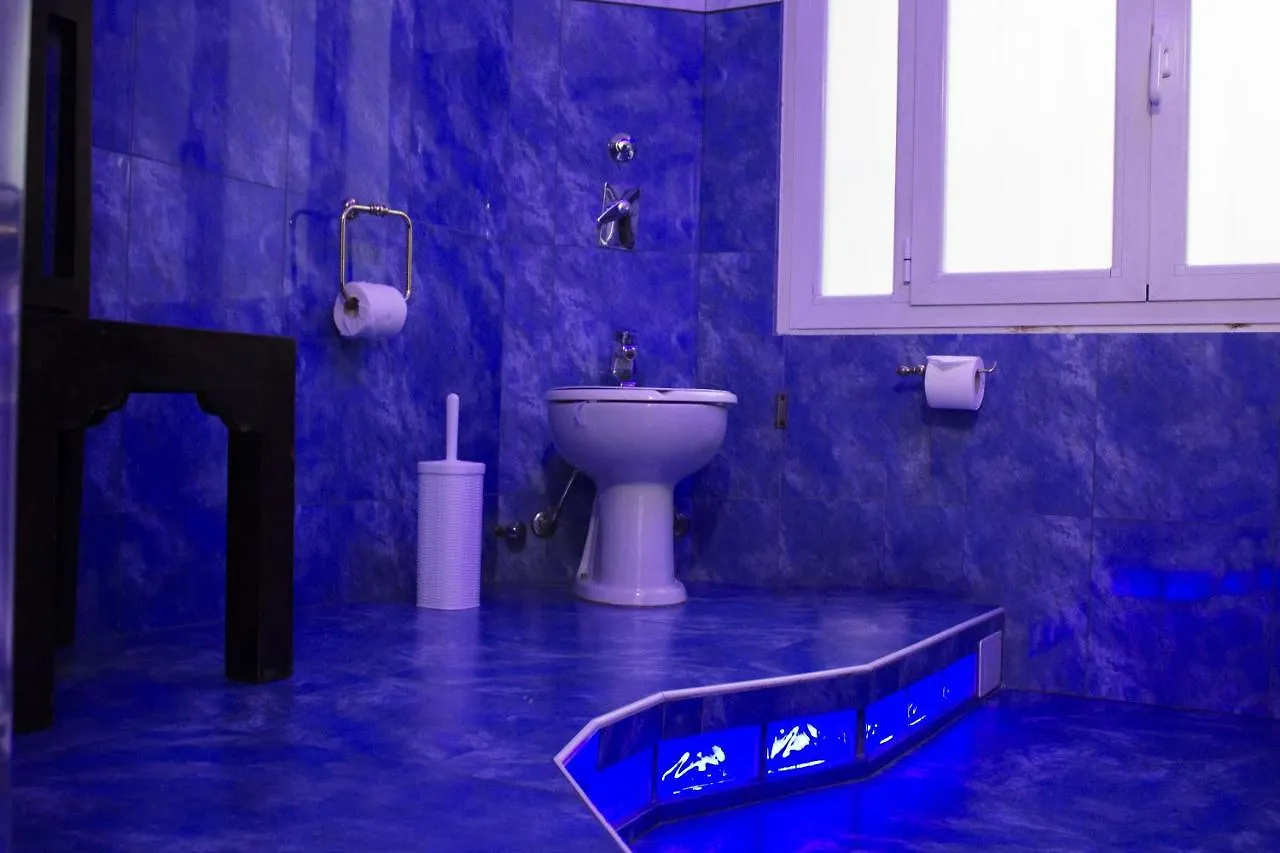 **  Naviglio81 Bed & Breakfast Milan Italy